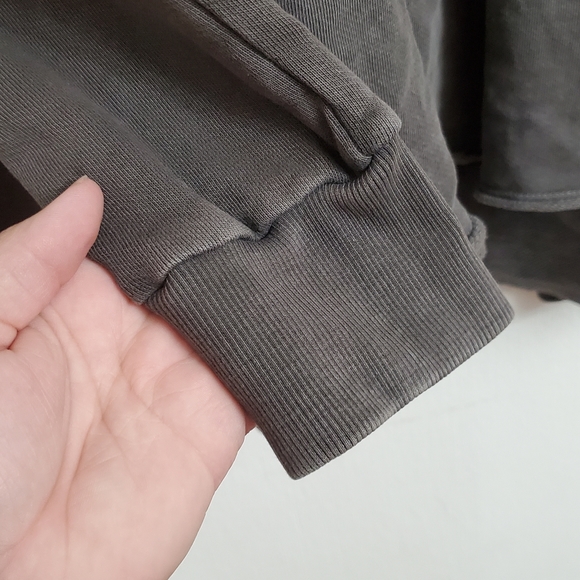 Pilcro Anthropologie Flynn Pleated Gray Hooded Swing Style Sweatshirt Size Med - Picture 5 of 10